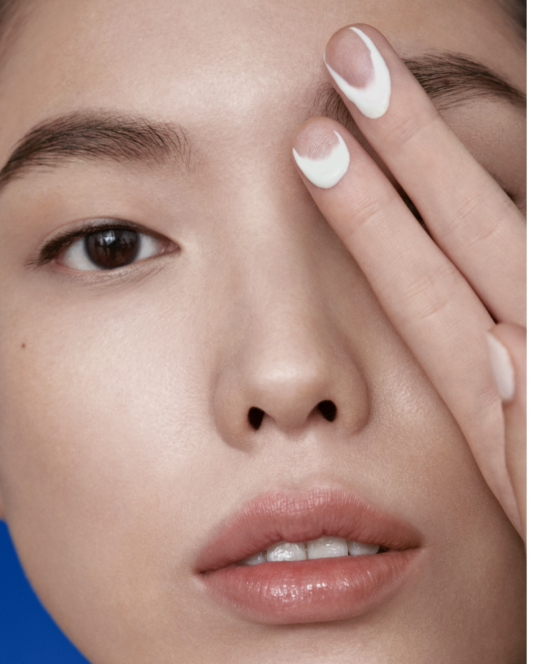 ザ・SPF 50 UV プロテクティング フリュイド | ラ・メール公式 ザ・SPF 50 UV プロテクティング フリュイド | ラ・メール公式